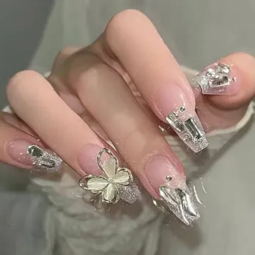24 Pcs Butterfly Style Silvery Glitter Fake Nails